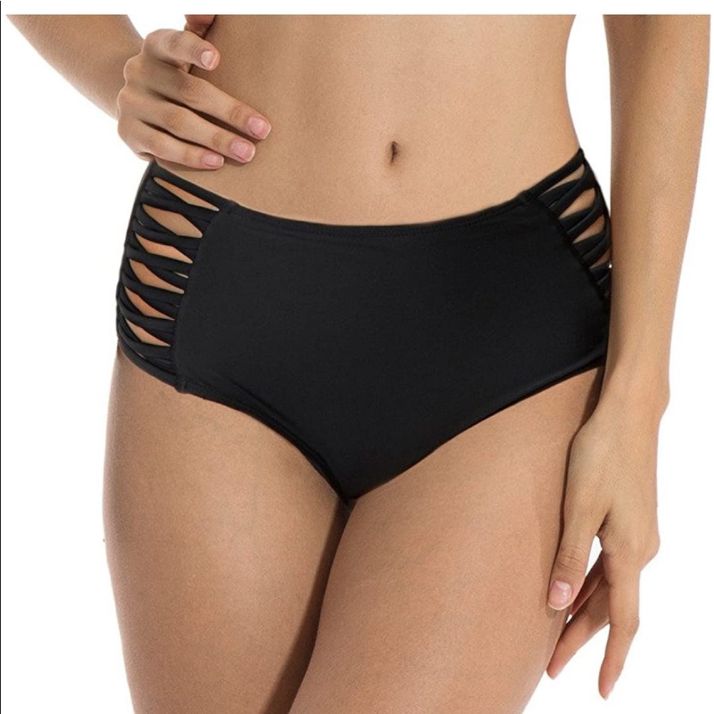 Women’s Strappy High Waisted Swimsuit Bottoms in size L NWT